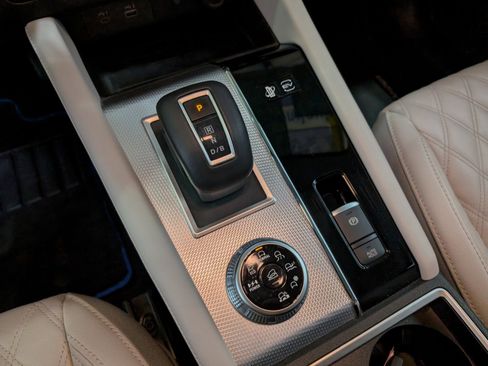 Used 2023 Mitsubishi Outlander SEL 40th Anniversary image 26