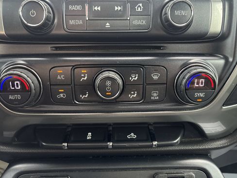 Used 2018 Chevrolet Silverado 1500 LT w/ All Star Edition RWD image 21
