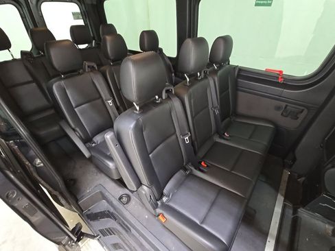 Used 2024 Mercedes-Benz Sprinter 2500 image 13