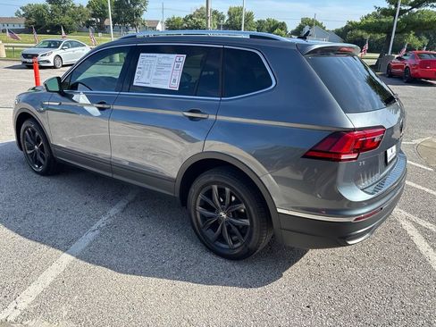 Used 2024 Volkswagen Tiguan SE AWD/4WD image 21