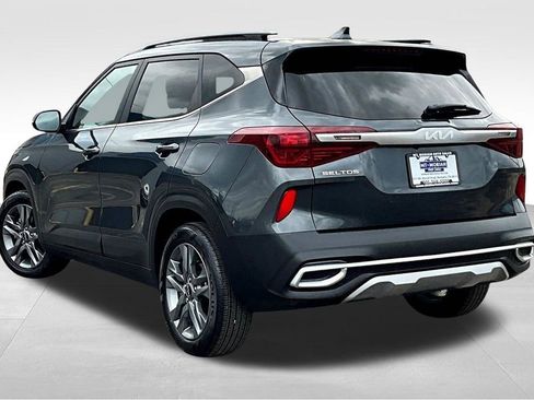 Used 2023 Kia Seltos S FWD image 5
