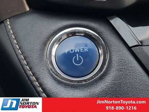 Used 2016 Toyota RAV4 XLE AWD/4WD image 21