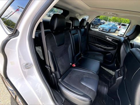 Used 2015 Ford Edge Sport w/ Equipment Group 401A AWD/4WD image 19