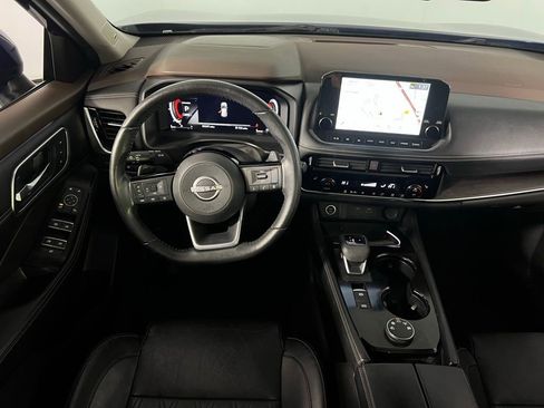 Used 2023 Nissan Rogue Platinum image 18