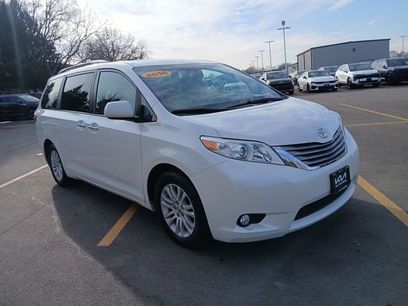 Used 2016 Toyota Sienna XLE w/ XLE Navigation Package