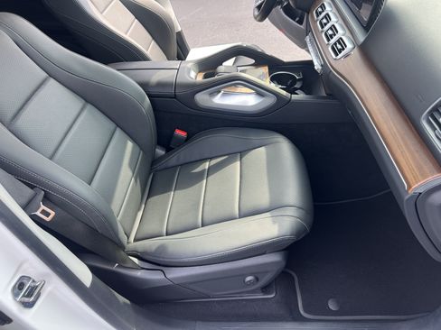 Certified 2025 Mercedes-Benz GLE 350 4MATIC image 33