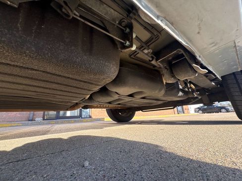 Used 2005 Dodge Grand Caravan SXT image 41