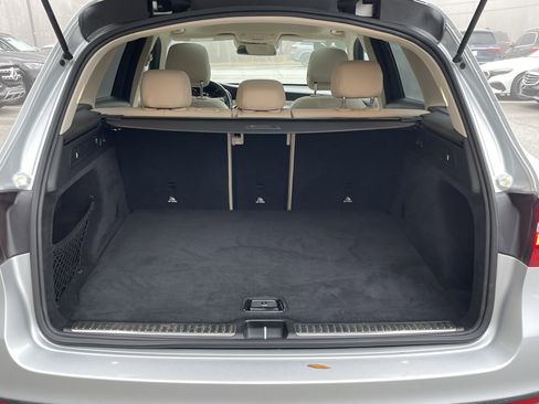 Used 2019 Mercedes-Benz GLC 300 image 10