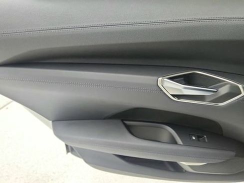 Used 2024 Audi e-tron GT Prestige w/ Prestige Package image 31