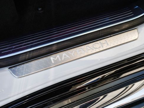 Certified 2025 Mercedes-Benz Maybach GLS 600 4MATIC image 24