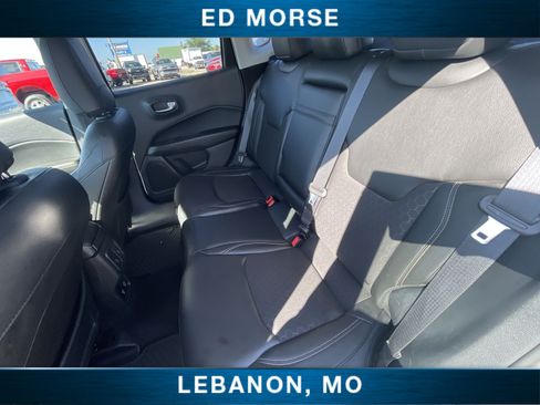 Used 2018 Jeep Compass Latitude w/ Popular Equipment Group FWD image 22