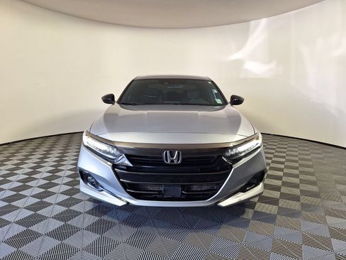 Used 2021 Honda Accord Sport image 2