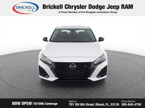 Used 2023 Nissan Altima 2.5 SR w/ SR Premium Package AWD/4WD image 5