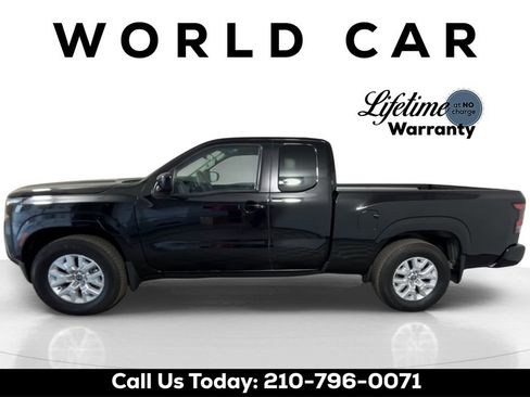 Used 2024 Nissan Frontier SV w/ SV Convenience Package image 1