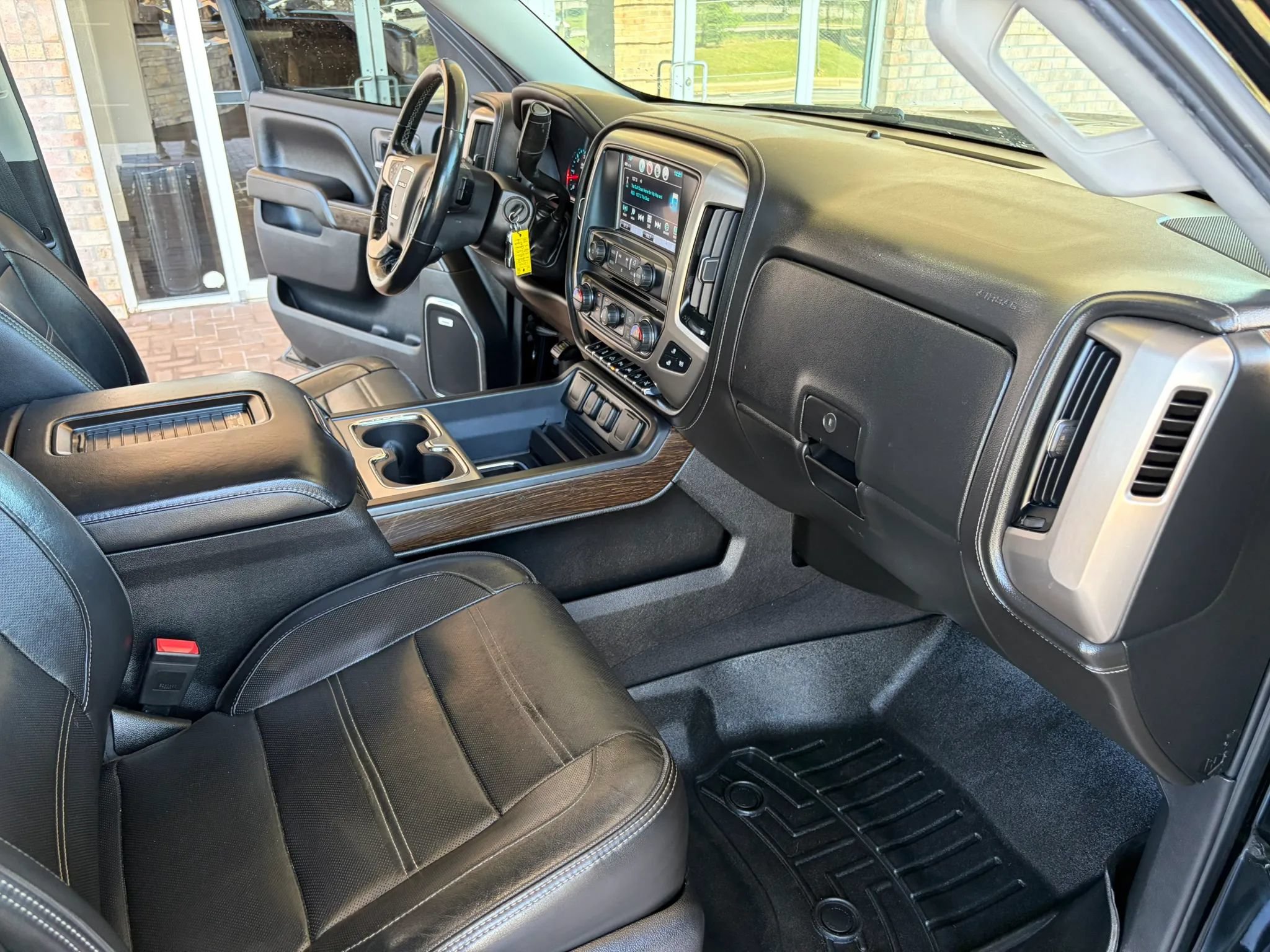 Used 2018 GMC Sierra 1500 Denali w/ Denali Ultimate Package AWD/4WD image 20