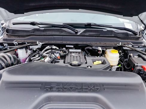 New 2026 RAM 3500 Tradesman AWD/4WD image 31
