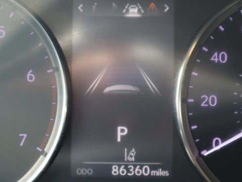 Used 2017 Lexus IS 200t RWD image 35