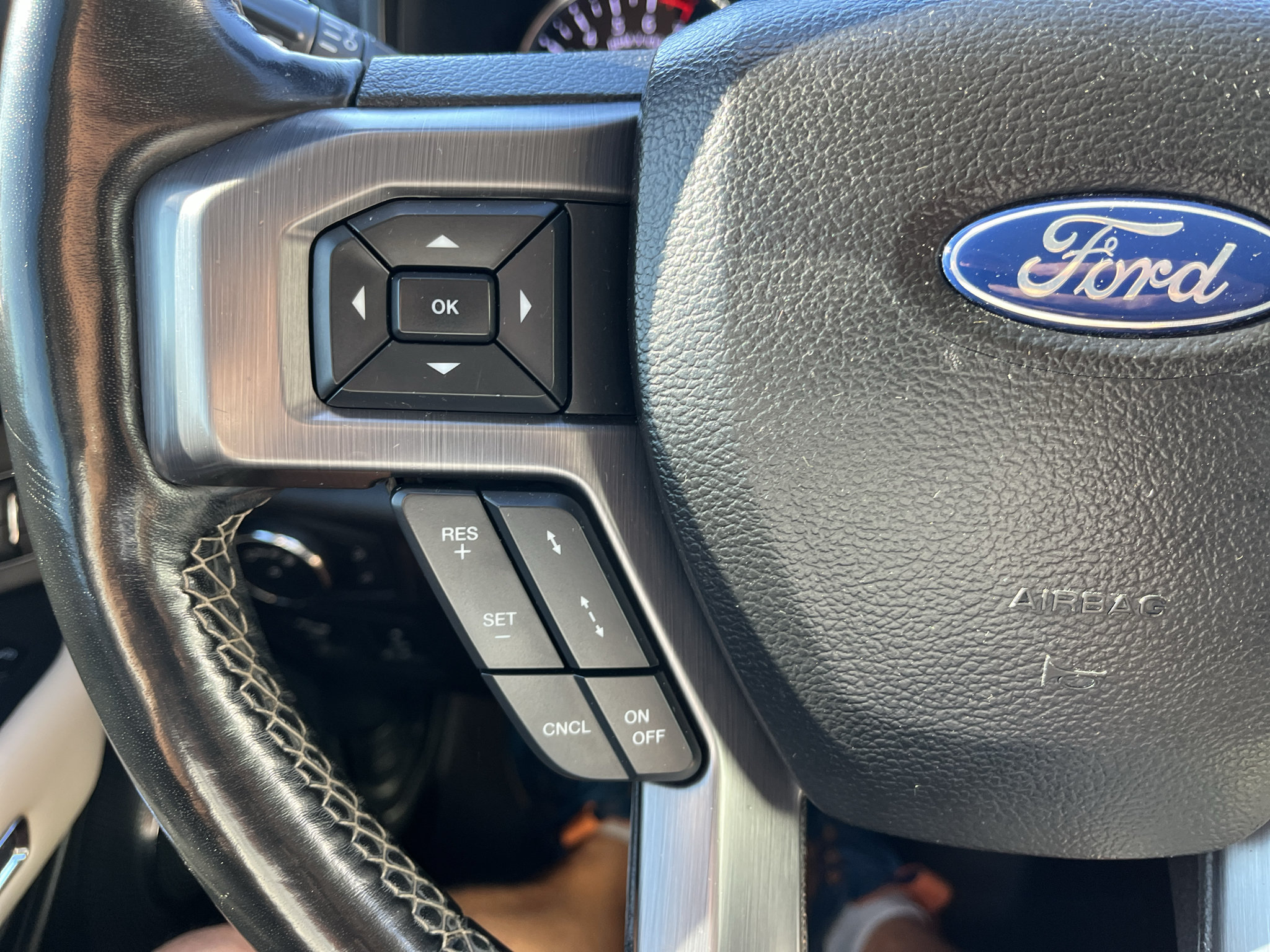 Used 2018 Ford Expedition Max Platinum AWD/4WD image 21
