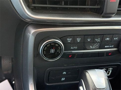 Used 2019 Ford EcoSport SE image 23