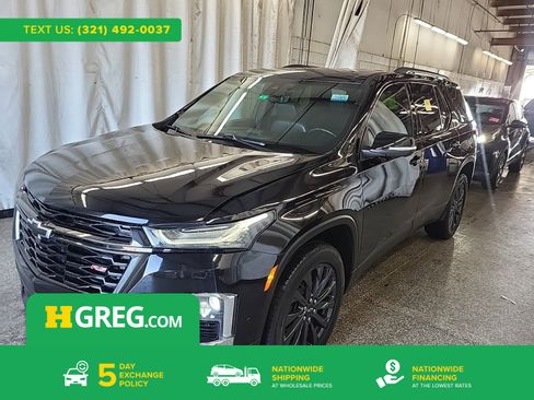 Used 2022 Chevrolet Traverse RS FWD image 1