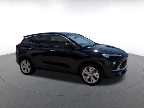 Used 2025 Buick Encore GX Preferred FWD image 2