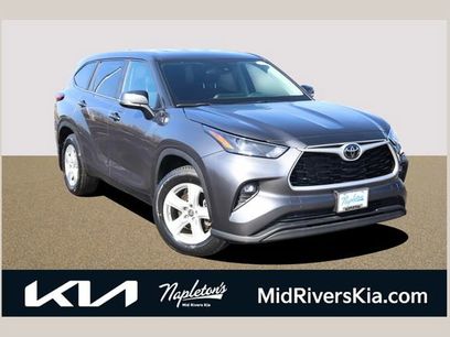 Used 2024 Toyota Highlander LE