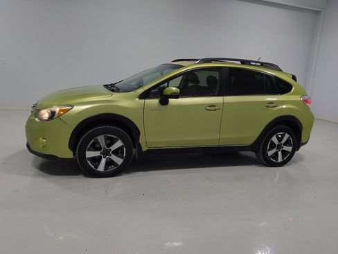 Used 2015 Subaru Crosstrek Touring w/ Popular Package #1 image 2