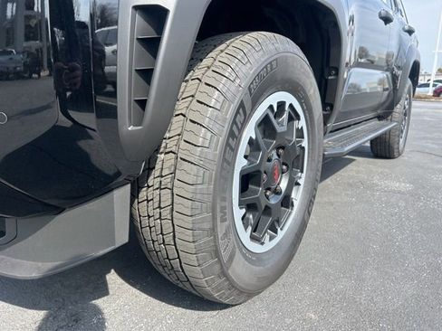 New 2026 Toyota 4Runner TRD Off-Road Premium image 12