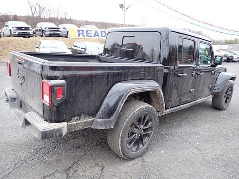 Used 2024 Jeep Gladiator Sport image 5