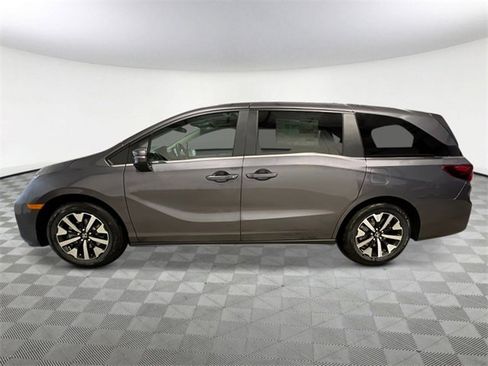 New 2026 Honda Odyssey EX-L image 3