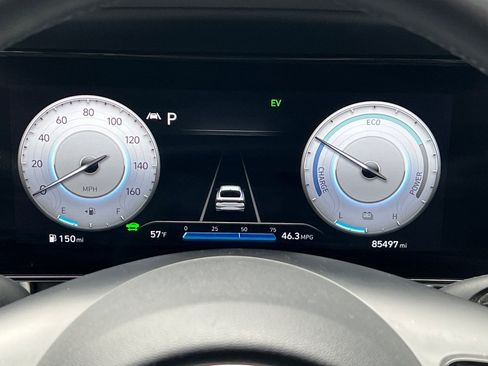 Used 2023 Hyundai Elantra Limited FWD image 35