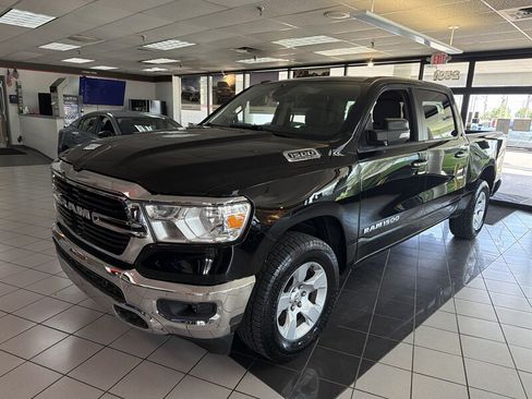 Used 2020 RAM 1500 Big Horn AWD/4WD image 1