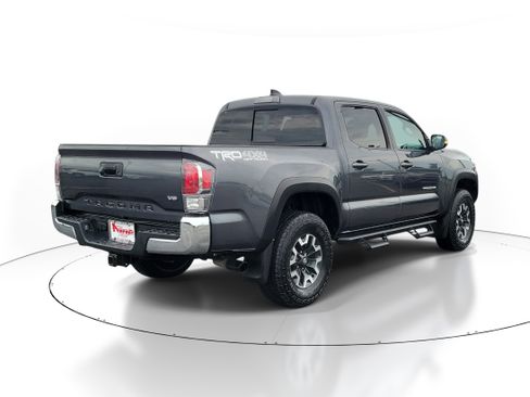 Used 2023 Toyota Tacoma TRD Off-Road AWD/4WD image 4
