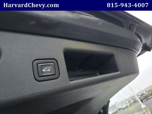 Used 2021 Chevrolet Equinox LT image 31