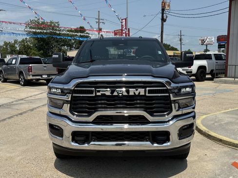 Used 2026 RAM 2500 Big Horn AWD/4WD image 2