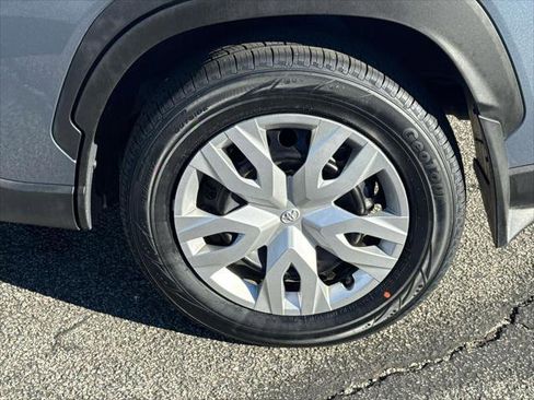 Certified 2024 Toyota Corolla Cross L image 29