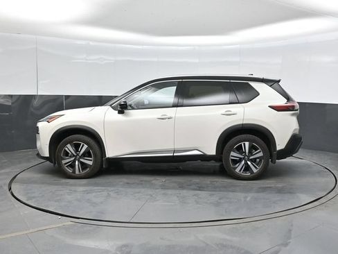 Used 2023 Nissan Rogue SL w/ SL Premium Package FWD image 10