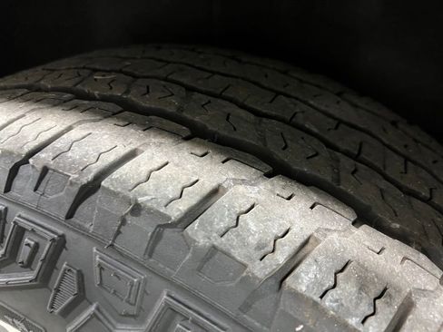 Used 2025 Chevrolet Tahoe Z71 image 44