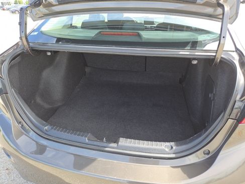 Used 2015 MAZDA MAZDA3 i Sport FWD image 16