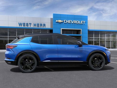 New 2025 Chevrolet Equinox EV RS image 65