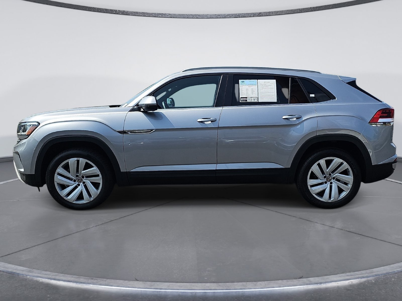 Used 2022 Volkswagen Atlas Cross Sport SE AWD/4WD image 6