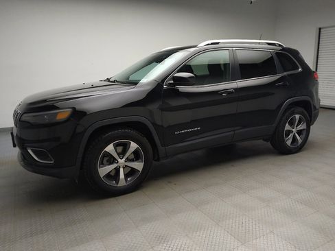 Used 2019 Jeep Cherokee Limited AWD/4WD image 2