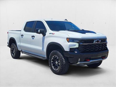 Certified 2025 Chevrolet Silverado 1500 ZR2 w/ Technology Package image 3