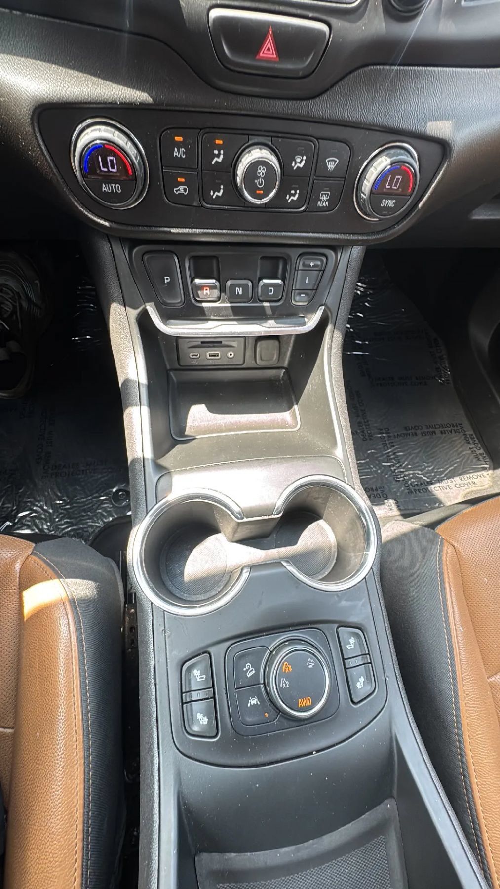Used 2021 GMC Terrain SLT AWD/4WD image 30