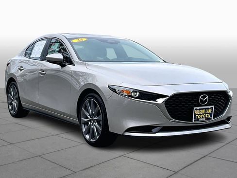 Used 2024 MAZDA MAZDA3 s image 2