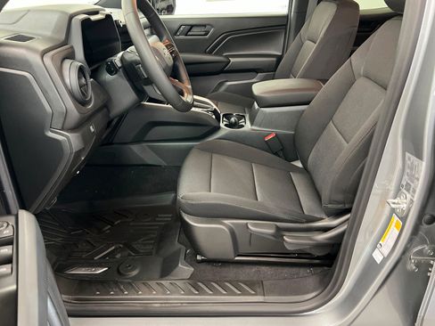 New 2026 Chevrolet Colorado Trail Boss AWD/4WD image 18