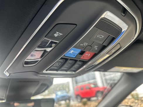 New 2026 Jeep Cherokee Overland AWD/4WD image 37