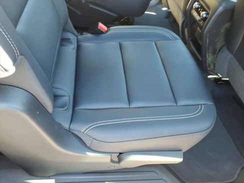 Used 2024 GMC Acadia Elevation w/ Luxury Package AWD/4WD image 18