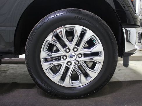 Used 2025 Ford F150 Lariat w/ Equipment Group 501A Mid image 28