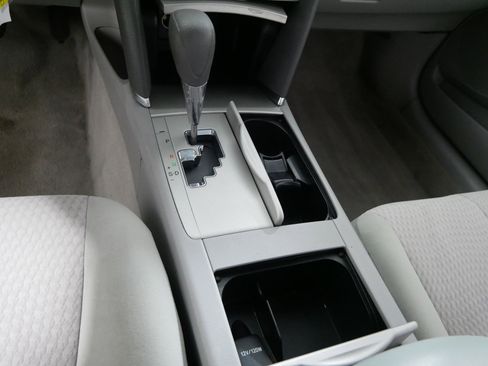 Used 2011 Toyota Camry LE image 24